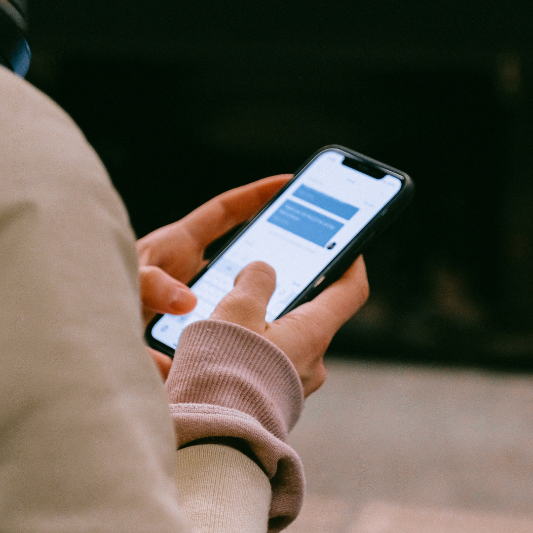 Herramientas de Gestión de Redes Sociales que Toda Emprendedora Debería Conocer en 2025