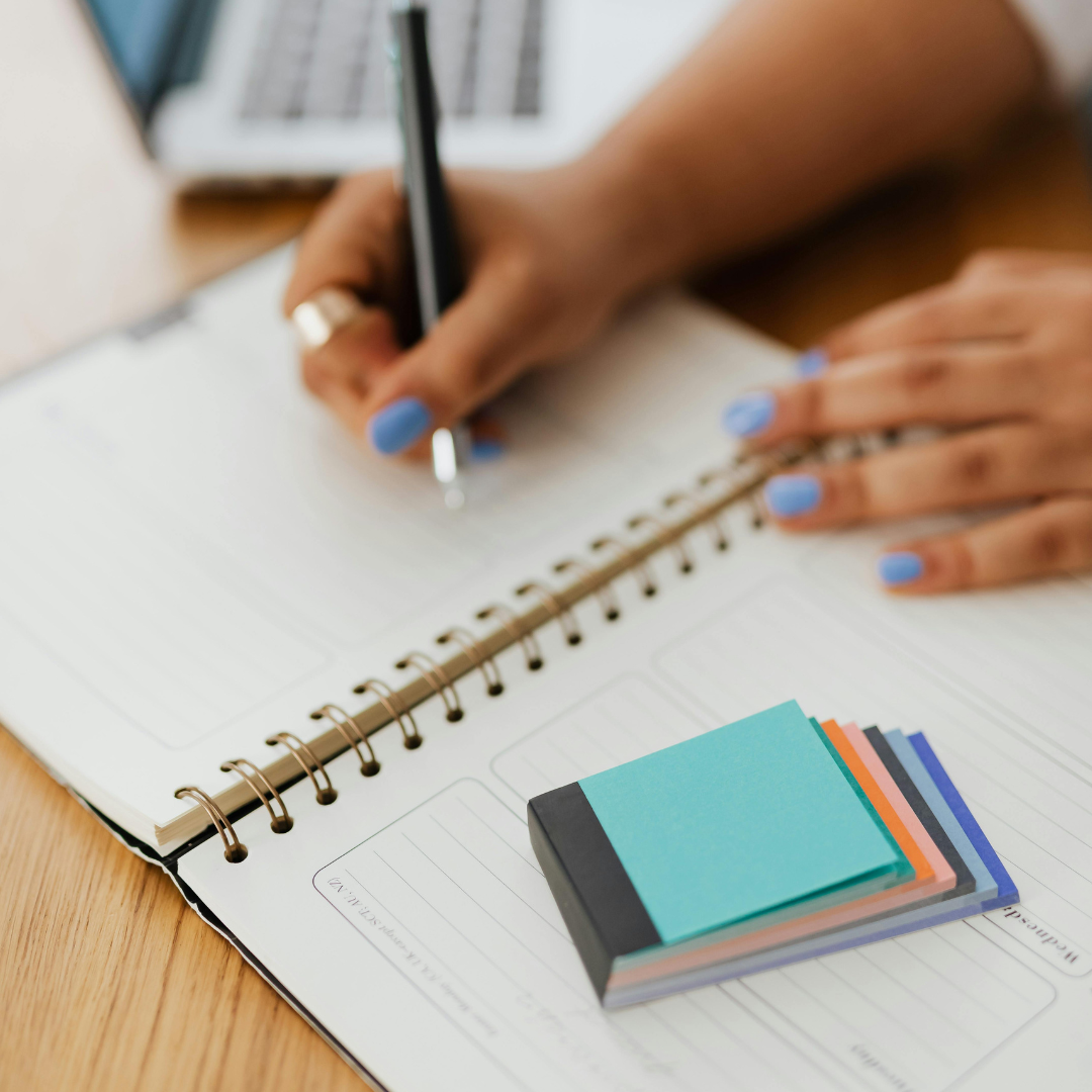 Cómo Organizar tu Negocio Online para Crecer con Estrategia